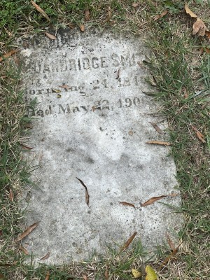 Cemetery Grave Stone of Dandridge Smith